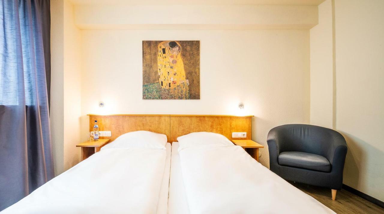 Schroeders City-Style-Hotel Trier Oda fotoğraf
